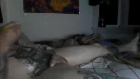 Hippieinwis online show from June 2026 03:02:02 AM