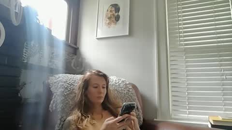 Goddess Natalia Findom online show from September 2025 08:00:02 PM
