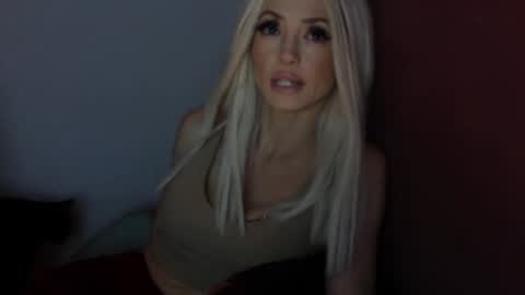 Snapshot of wishgoddes chatting on November 2025 03:51:01 AM WishGoddes online show from November 2025 03:51:01 AM