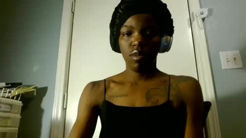 Chanel online show from February 2025 03:56:02 AM