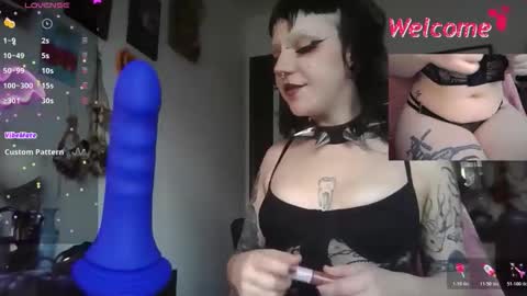  Wispy  online show from November 2025 08:52:01 PM