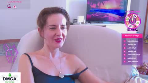 Witch in Silk online show from September 2025 01:56:02 PM