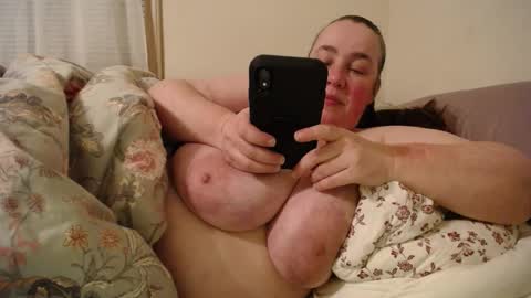 Annie online show from February 2025 04:57:01 AM