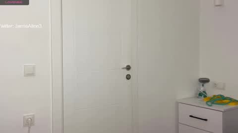 Wlademar online show from February 2025 01:19:02 AM