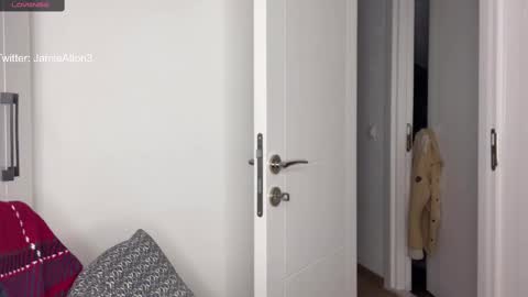 Wlademar online show from February 2025 04:42:02 AM