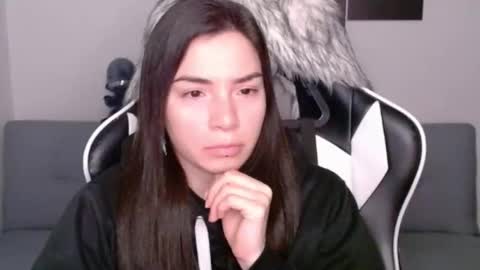 Alex online show from February 2025 04:04:02 AM