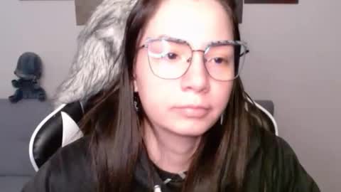 Alex online show from November 2025 02:14:02 AM