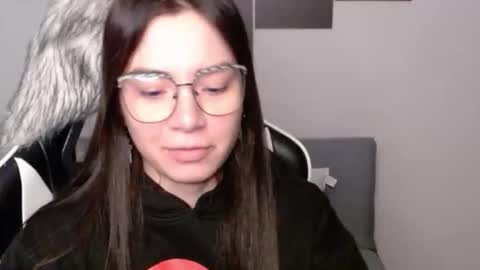 Alex online show from November 2025 02:15:02 AM