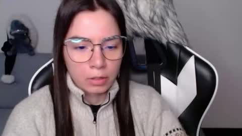 Alex online show from December 2025 02:28:01 AM