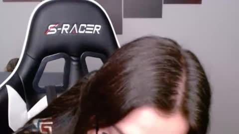 Alex online show from April 2026 02:51:02 AM