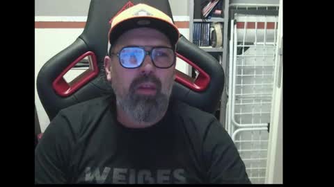 Adam online show from November 2025 01:28:01 AM