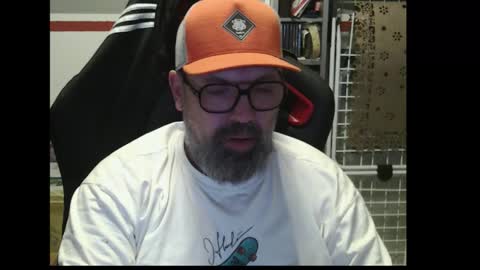 Adam online show from November 2025 12:21:01 AM