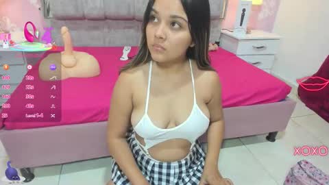 Snapshot of wonderkloe_ chatting on September 2025 08:00:02 PM wonderkloe_ online show from September 2025 08:00:02 PM