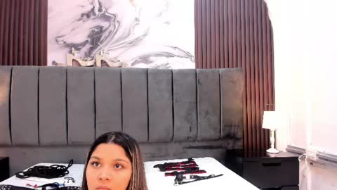 wonderkloe_ online show from June 2026 09:06:01 PM