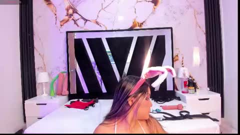 Snapshot of wonderkloe_ chatting on July 2026 08:12:02 PM wonderkloe_ online show from July 2026 08:12:02 PM