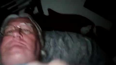 Snapshot of woodpecker115 chatting on November 2025 07:36:02 AM woodpecker115 online show from November 2025 07:36:02 AM