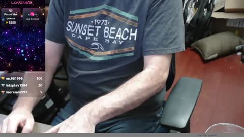woodworker6473 online show from December 2024 02:11:01 PM