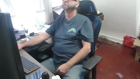 woodworker6473 online show from October 2025 12:39:01 PM