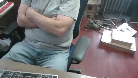 woodworker6473 online show from November 2025 02:07:01 PM