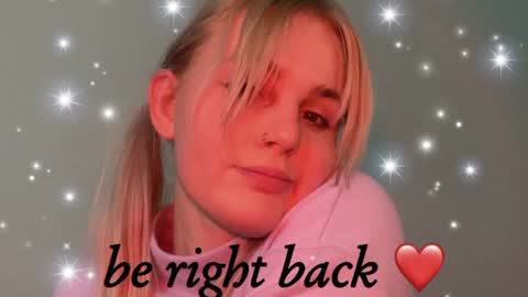 Snapshot of worldofllove chatting on January 2025 08:47:02 PM Arnika and Simon online show from January 2025 08:47:02 PM