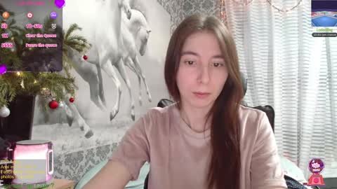 Anna  online show from December 2024 10:45:02 AM