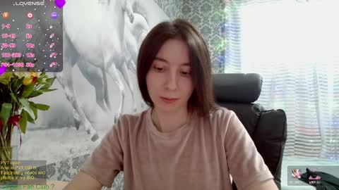 Anna  online show from February 2025 10:54:01 AM