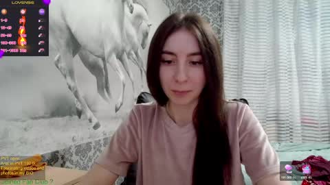 Anna  online show from February 2025 01:21:01 PM