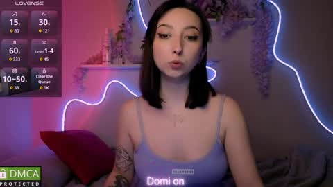 Snapshot of wow_sue chatting on March 2026 04:41:01 PM Sue online show from March 2026 04:41:01 PM