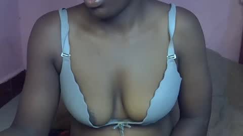 Snapshot of wowamazing2000 chatting on September 2025 11:17:02 PM wowamazing2000 online show from September 2025 11:17:02 PM