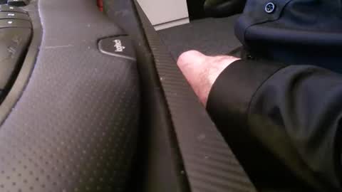 wrangleat0r online show from December 2025 01:21:02 AM