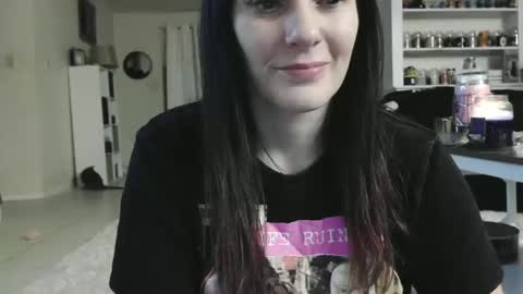 Snapshot of wrenleigh chatting on January 2025 09:21:02 AM Crystal Lake online show from January 2025 09:21:02 AM