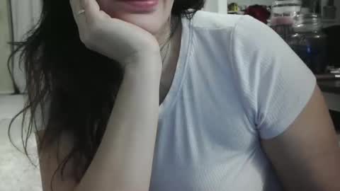 Snapshot of wrenleigh chatting on January 2025 10:32:02 AM Crystal Lake online show from January 2025 10:32:02 AM