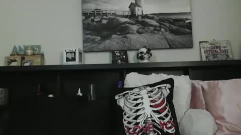 Snapshot of wrenleigh chatting on February 2025 10:02:02 AM Crystal Lake online show from February 2025 10:02:02 AM