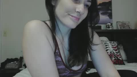 Snapshot of wrenleigh chatting on September 2025 07:56:02 AM Crystal Lake online show from September 2025 07:56:02 AM