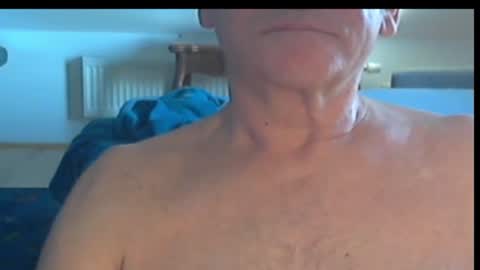 Snapshot of wuki123 chatting on February 2025 04:00:02 PM Wuki online show from February 2025 04:00:02 PM