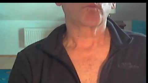 Snapshot of wuki123 chatting on October 2025 01:15:02 PM Wuki online show from October 2025 01:15:02 PM