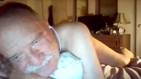 Snapshot of wvmountainlover chatting on June 2026 09:26:01 AM wvmountainlover online show from June 2026 09:26:01 AM