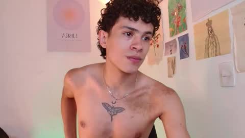 Snapshot of wyatt_444 chatting on December 2024 11:38:02 PM wyatt online show from December 2024 11:38:02 PM