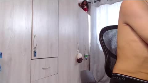 Snapshot of wyatt_444 chatting on January 2025 05:26:01 PM wyatt online show from January 2025 05:26:01 PM