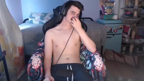 Snapshot of wyattfans_ chatting on October 2025 06:17:02 PM Wyatt online show from October 2025 06:17:02 PM