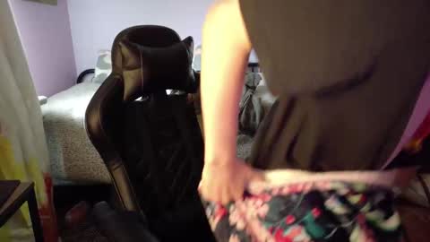 Snapshot of wyattfans_ chatting on October 2025 09:58:02 PM Wyatt online show from October 2025 09:58:02 PM