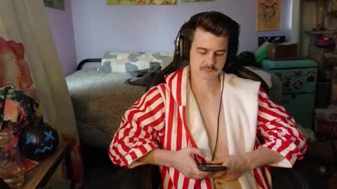 Snapshot of wyattfans_ chatting on November 2025 07:16:02 PM Wyatt online show from November 2025 07:16:02 PM