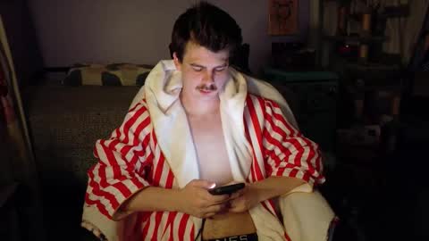 Snapshot of wyattfans_ chatting on November 2025 02:43:02 AM Wyatt online show from November 2025 02:43:02 AM