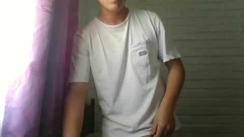 x_andrescam online show from December 2024 07:04:02 PM