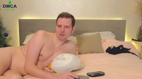 x_sweety_couple_x online show from December 2024 03:43:01 AM