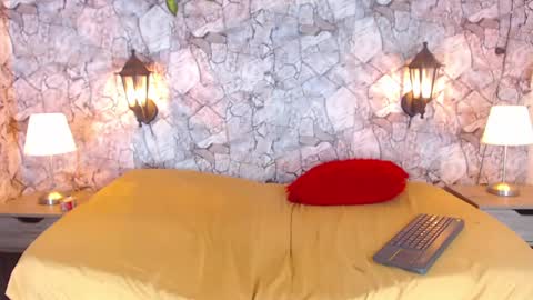 xabier online show from February 2025 06:35:01 PM