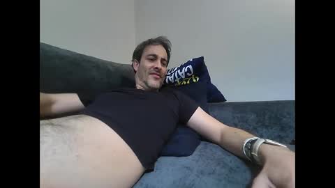 xalegarmax online show from January 2025 12:00:01 AM