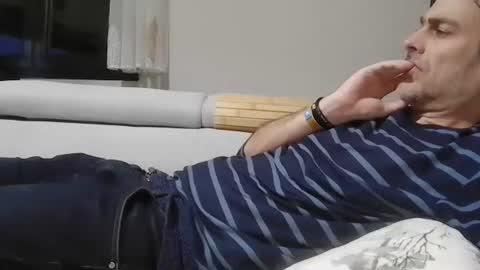 xalegarmax online show from October 2025 11:14:01 PM