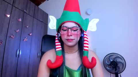 XALLYSONX online show from December 2024 11:17:01 AM