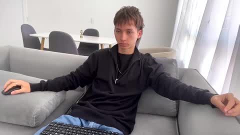 Xam online show from January 2025 07:00:01 PM